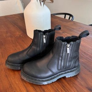 Dr. Martens Alyson boot
